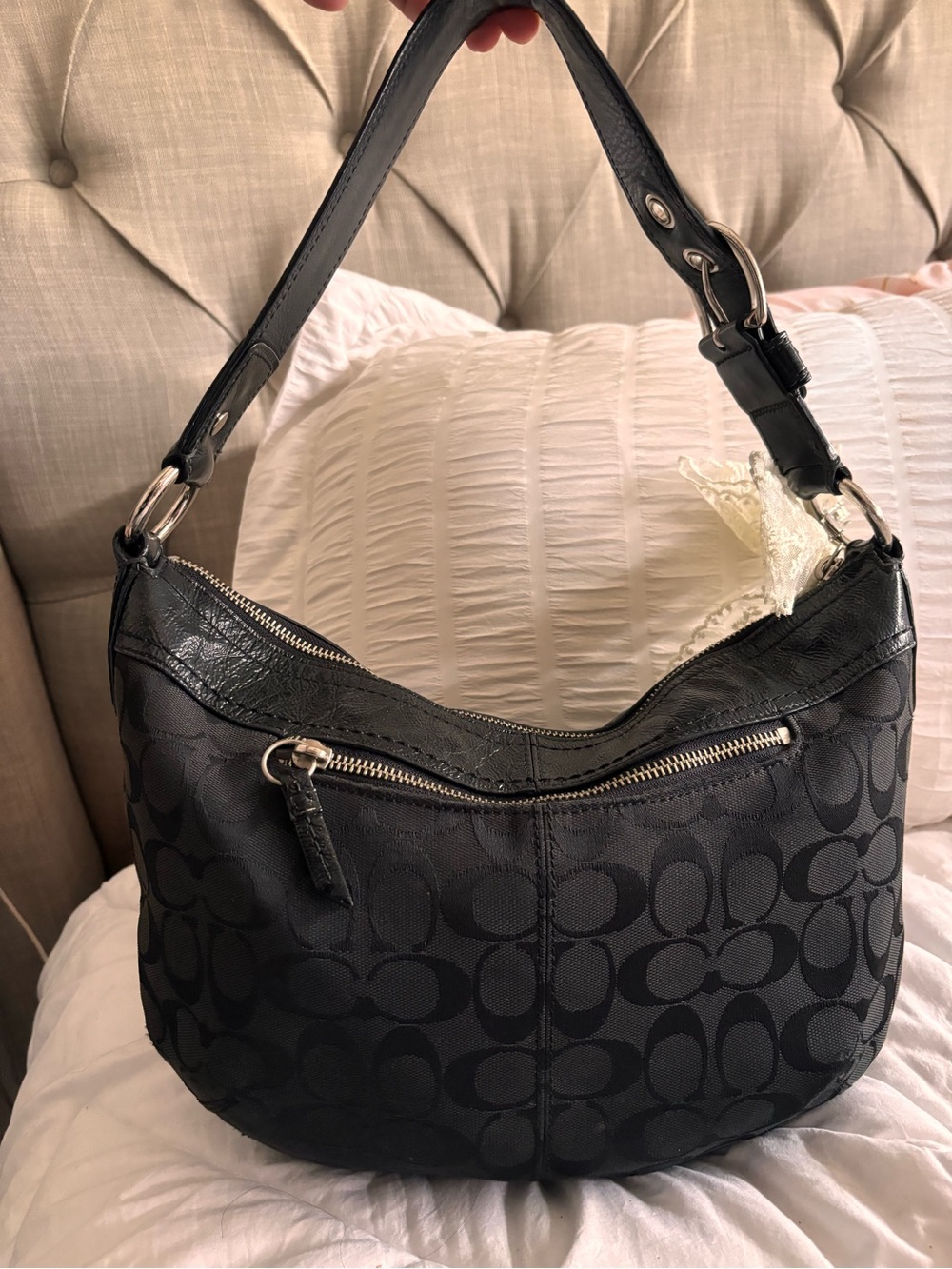 Coach Shoulder Bag - Picture 2 of 4